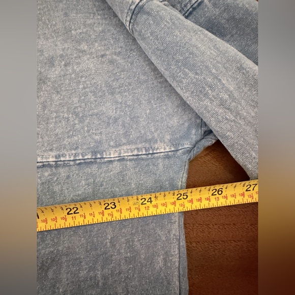 Spirit Jersey Disneyland Long Sleeve Top Blue Mineral Wash chambray XL - Picture 4 of 5